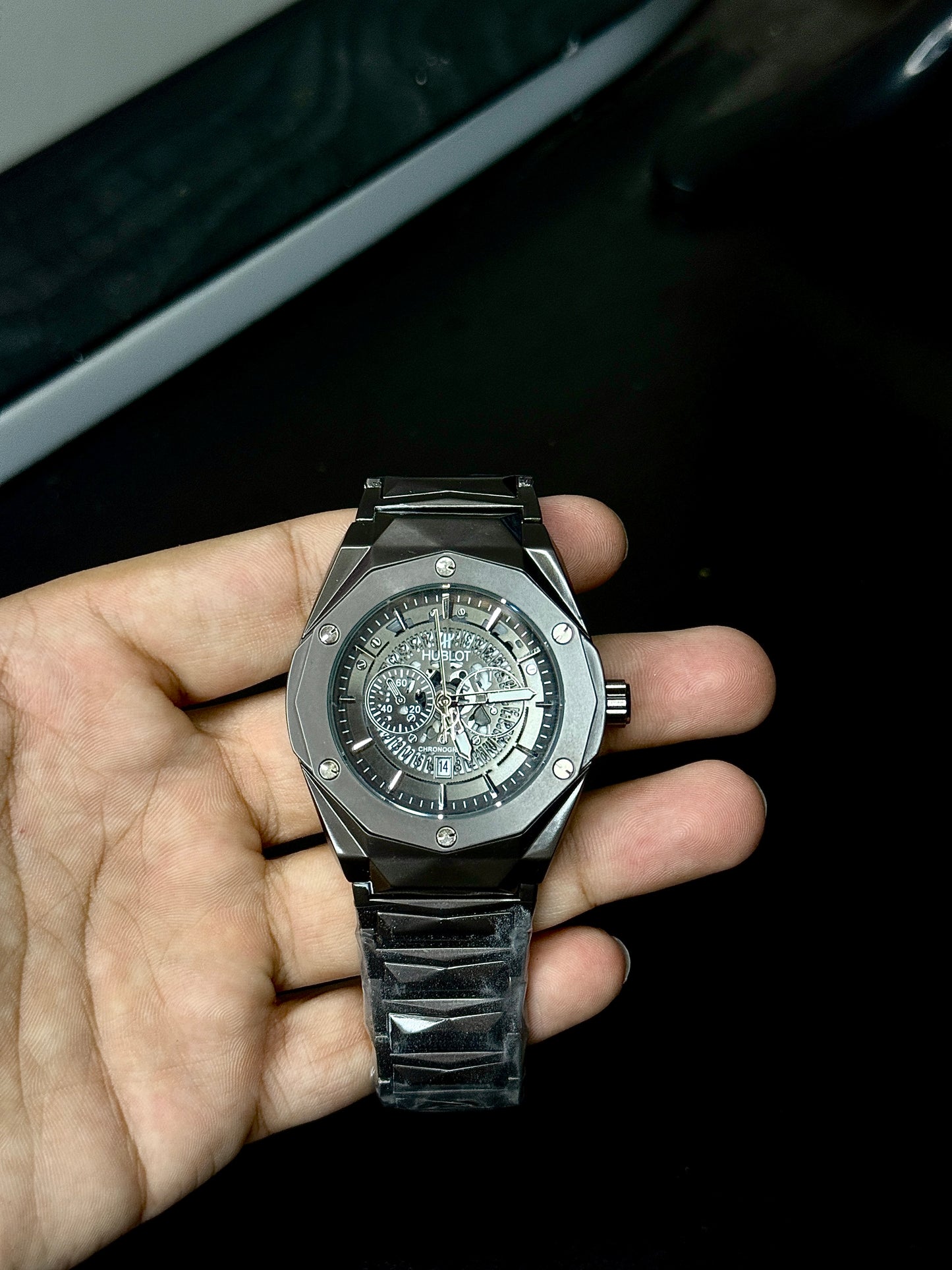 Hublot Cut
