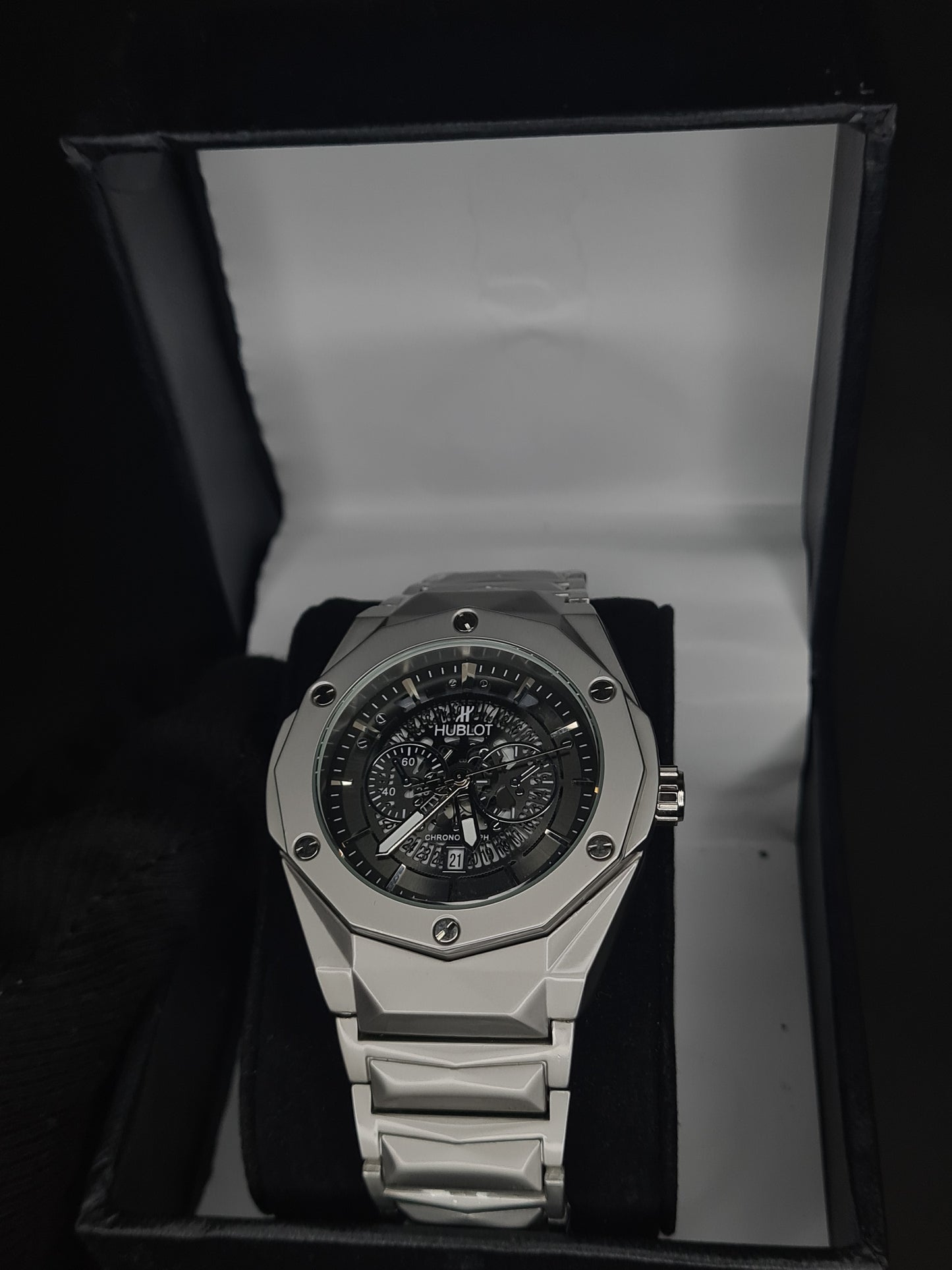 Hublot Cut