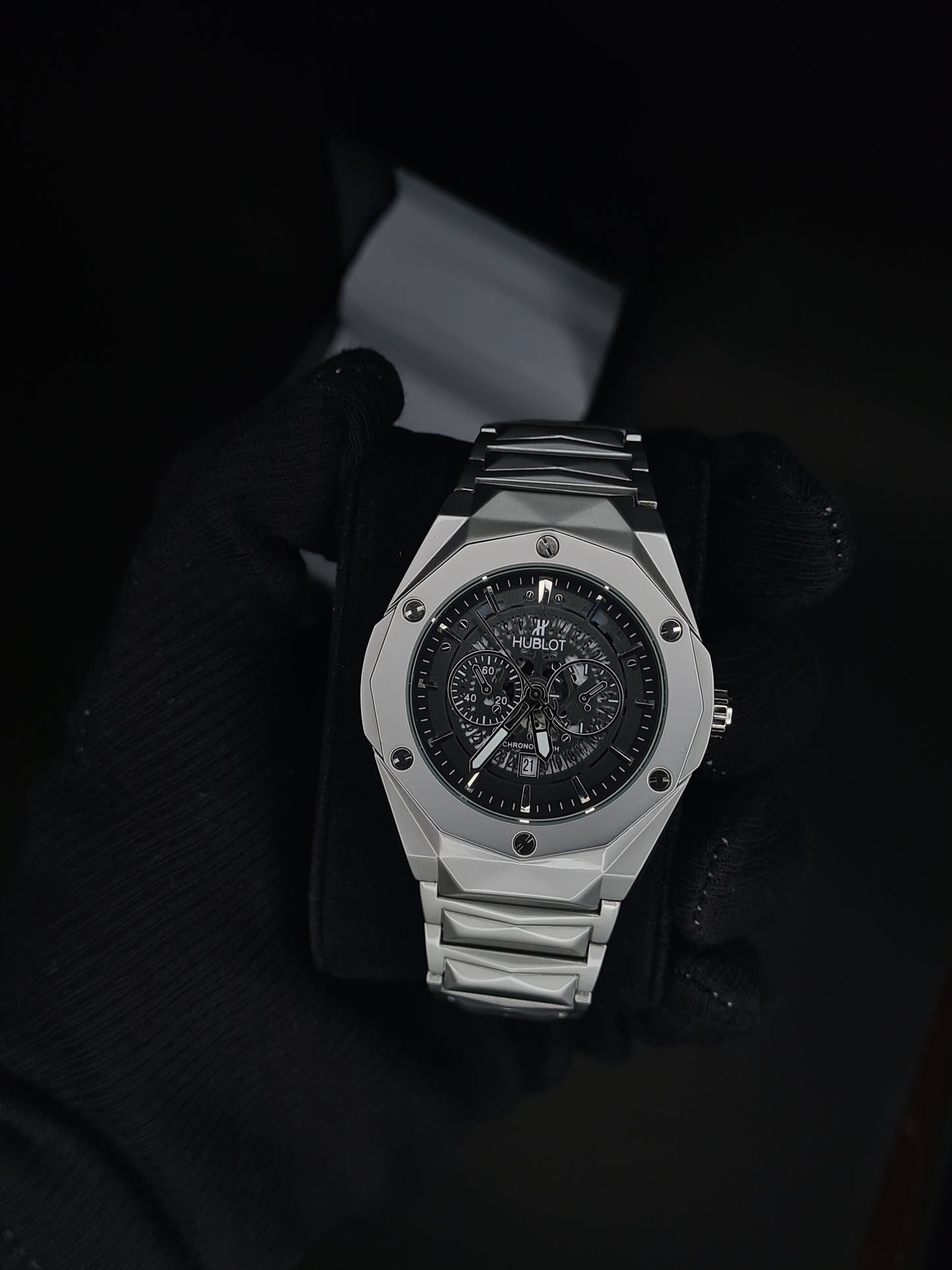 Hublot Cut